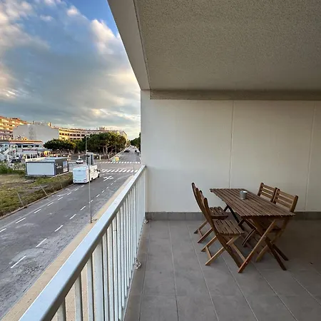 Apartamentos Canet Al Mar. Canet d'En Berenguer Exterior photo